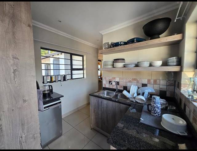 5 BEDROOM PROPERTY TO RENT IN WELTEVREDEN PARK